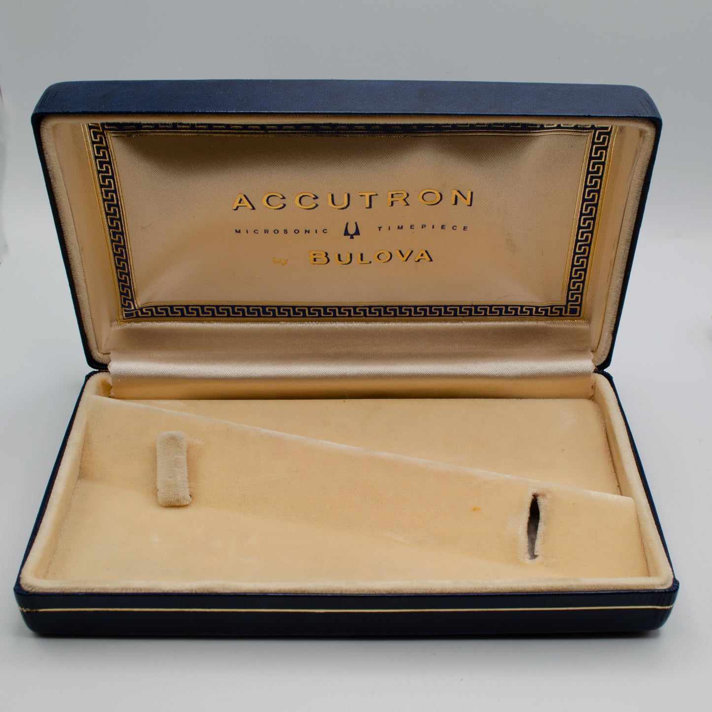 Accutron 556 White Gold with Box and Extras