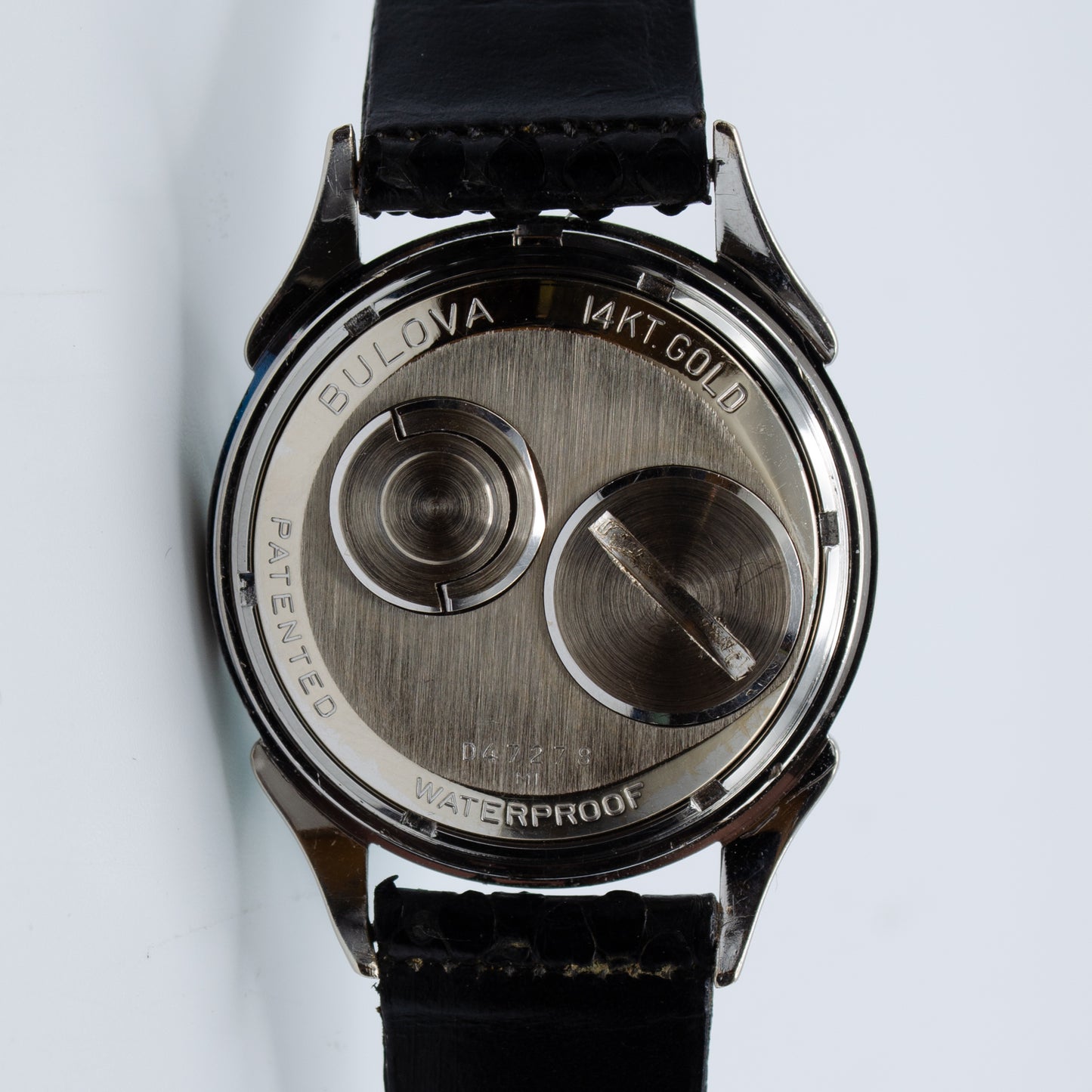 Accutron 556 White Gold with Box and Extras