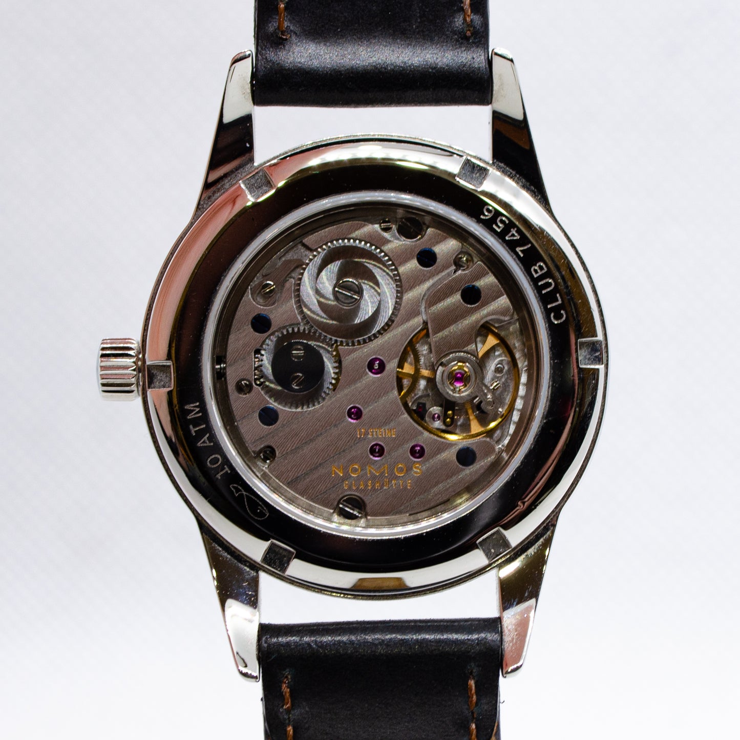 Nomos Club Dunkel