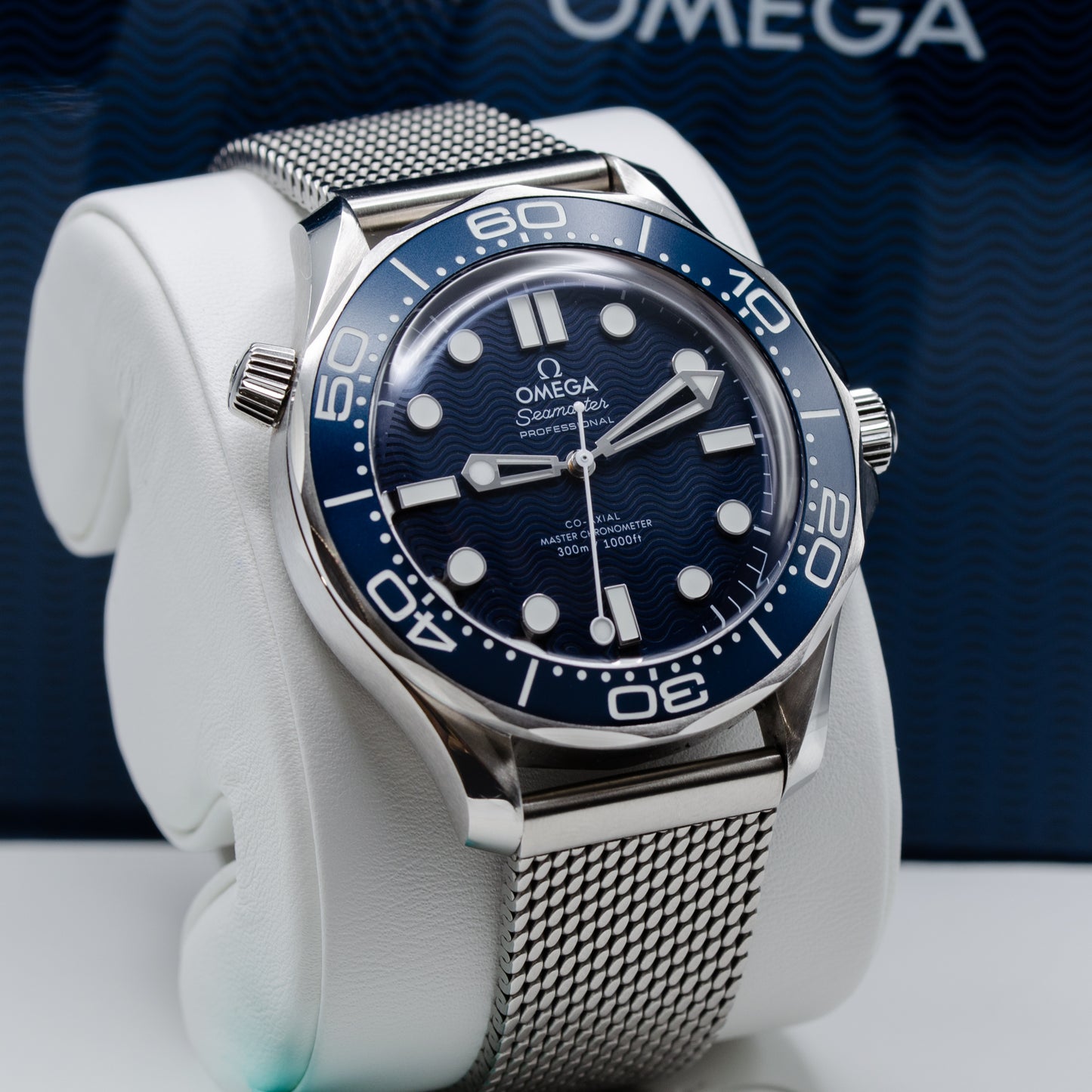 Omega Seamaster 300 M "James Bond 60th Anniversary"