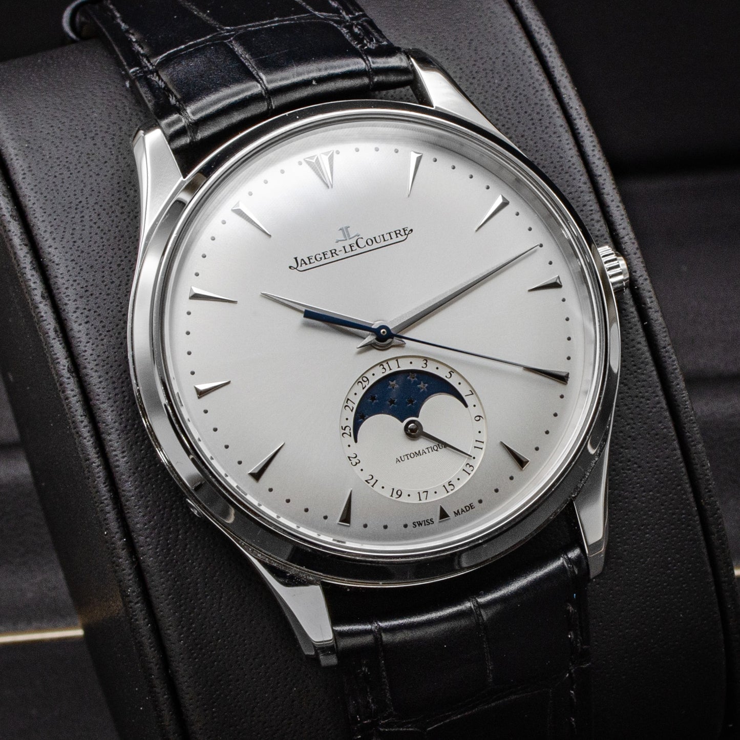 Jaeger-LeCoultre Master Ultra Thin Moon