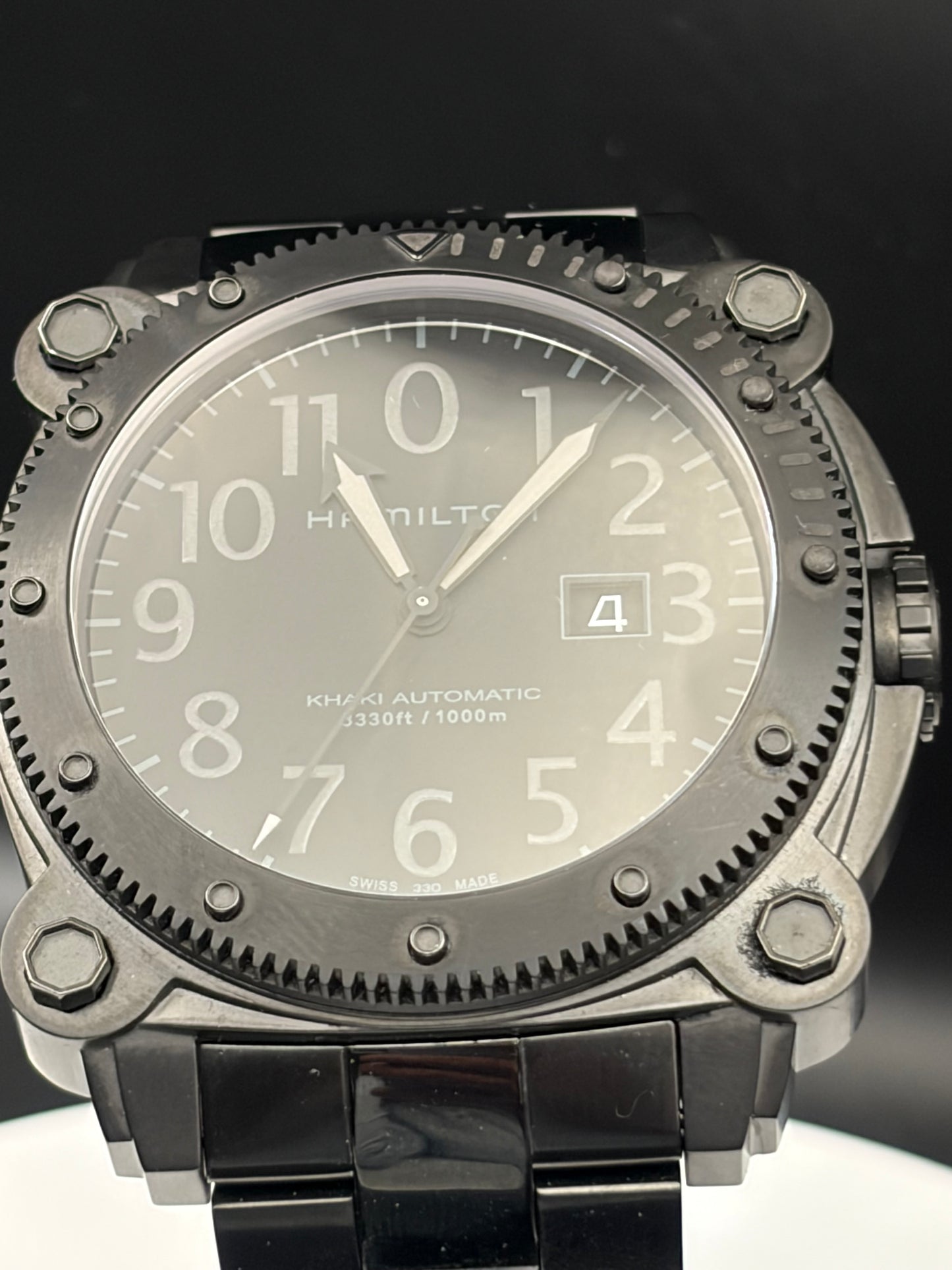 Hamilton Khaki BeLOWZERO 1000m