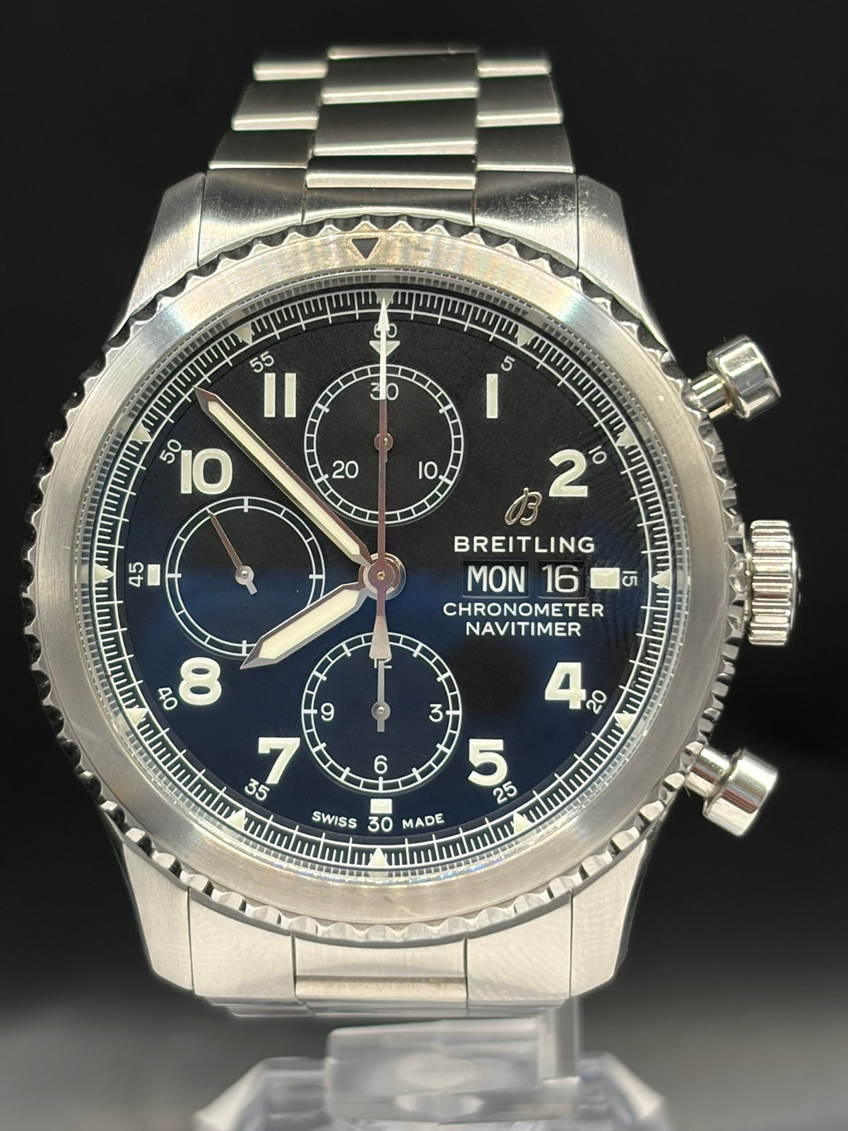 Breitling Navitimer