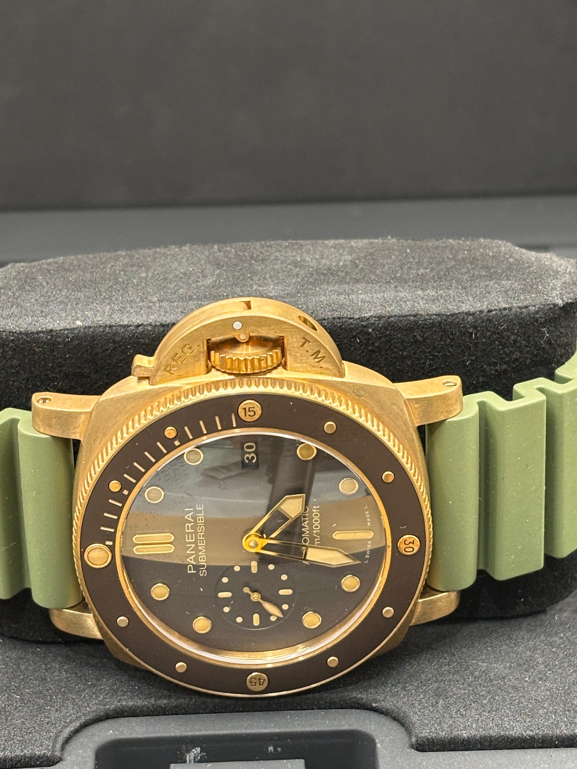 Panerai Submersible Bronzo full set complete on a Green band.