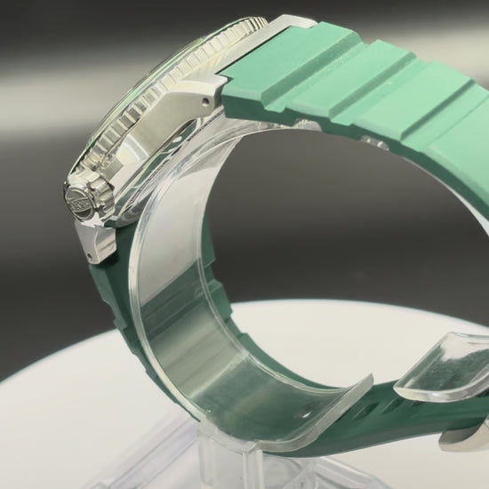 Laventure Transatlantique II GMT On A Green Strap